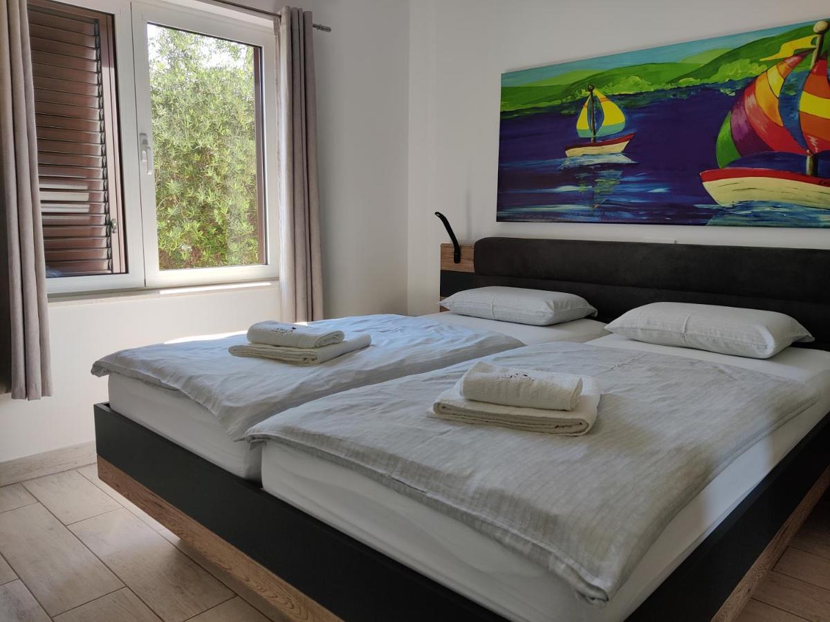 Apartments Villa A - Heating Pool Trogir Exterior foto