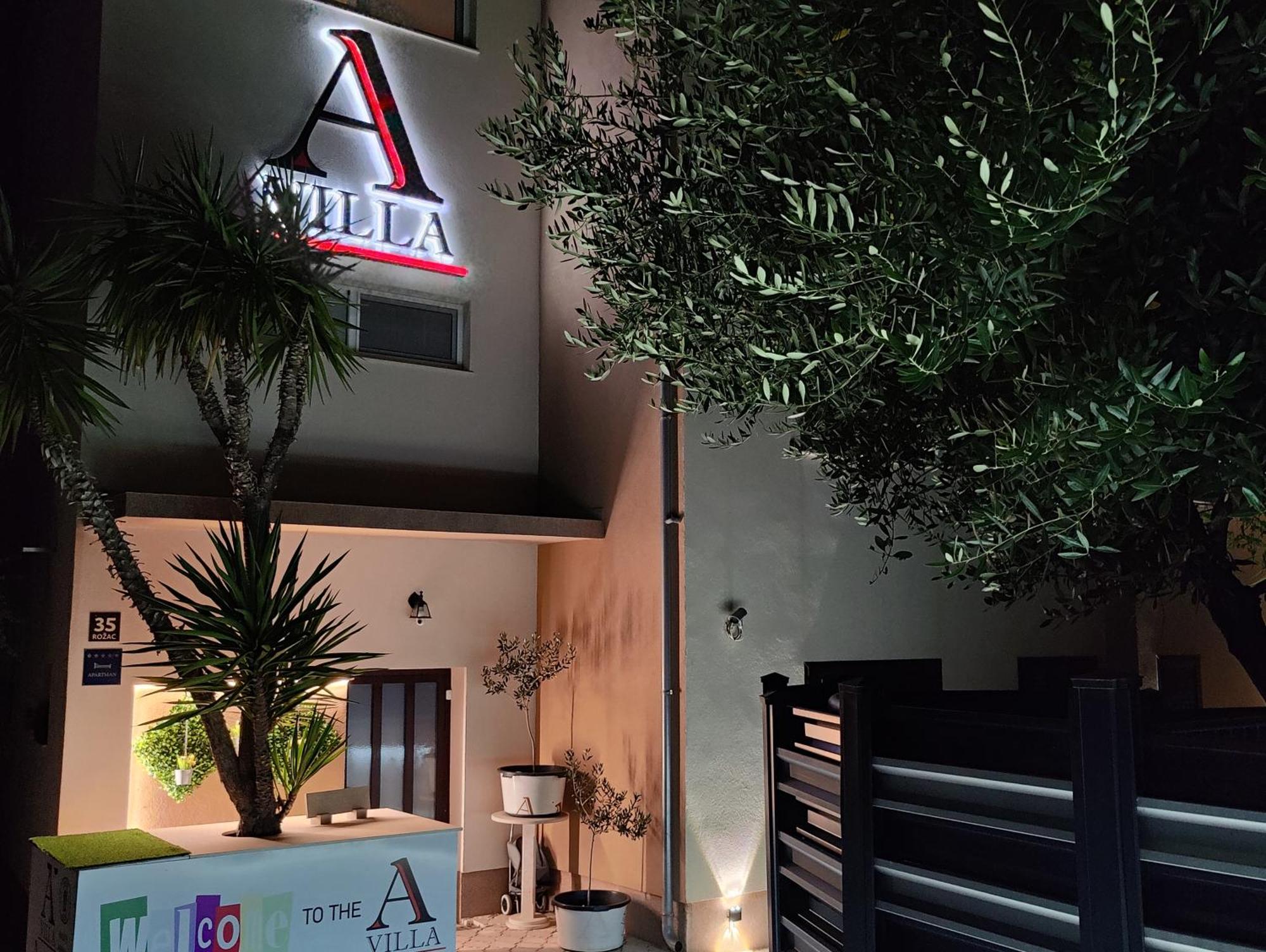 Apartments Villa A - Heating Pool Trogir Exterior foto